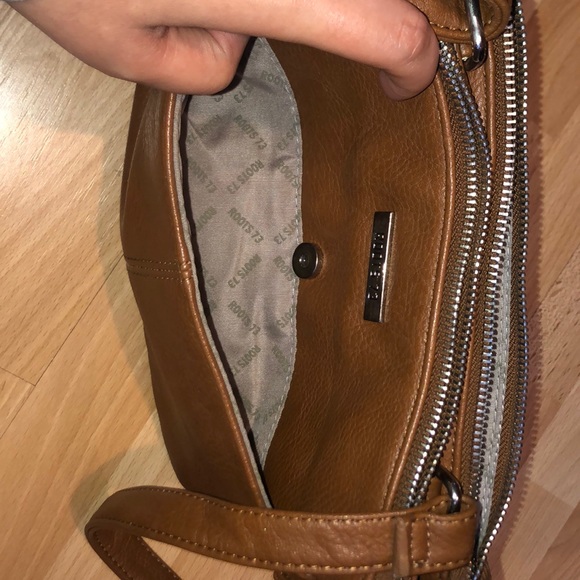 🦫Roots brown two zipper pouch purse - Picture 8 of 8